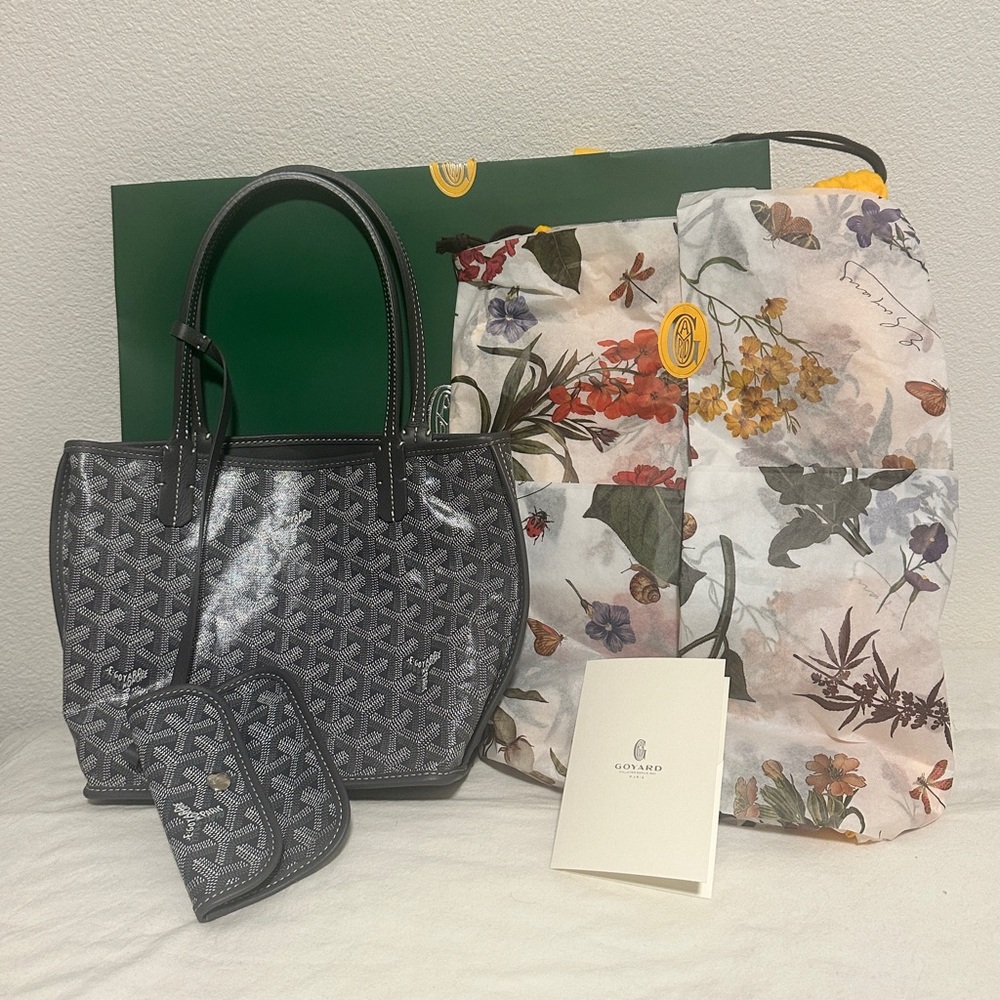 [sold] GOYARD Goyardine Reversible Mini Anjou Grey 2025